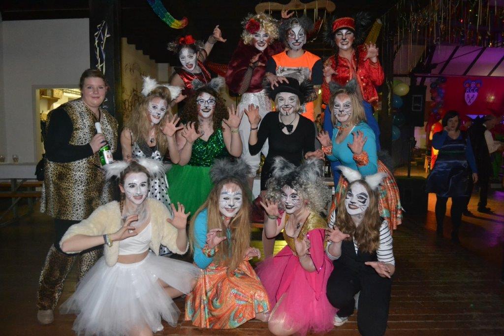 1 Showtanz