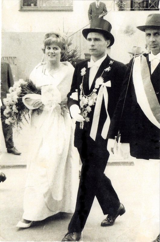 60 jährige Jubelkönigin Brigitte Hoppe geb. Schmücker Heinz Theo Schröder 